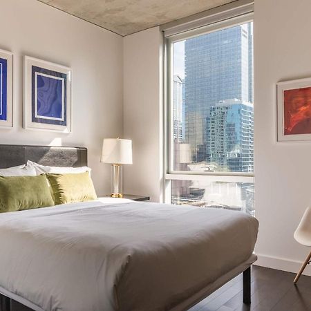 2Br Elegant Premium Suite With Balcony & Sweeping City Views Chicago Exterior photo